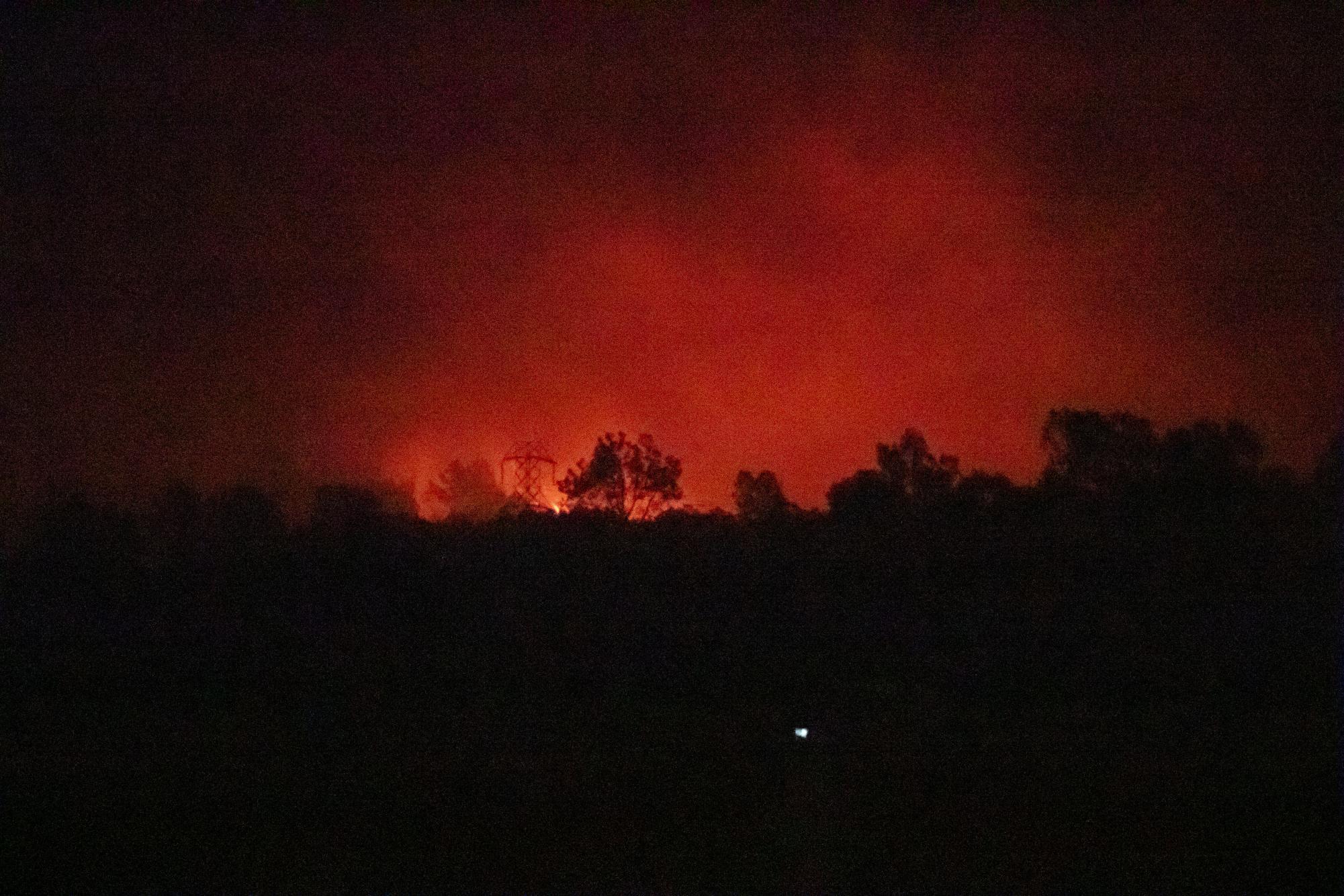Apache+Fire+Erupts+in+Palermo%2C+Butte+County
