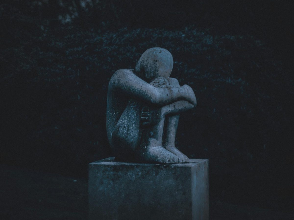 Loss - A sculpture by Jane Mortimer from Unsplash