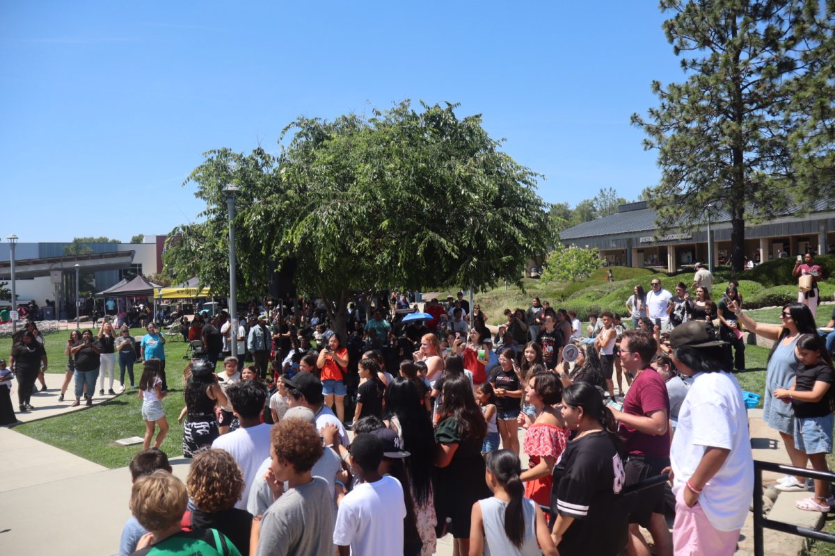 Students, staff, faculty and community members gather for a free a concert on the Main Campus on May 7, 2026.